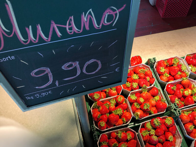 Aktueller Preis für Erdbeeren
